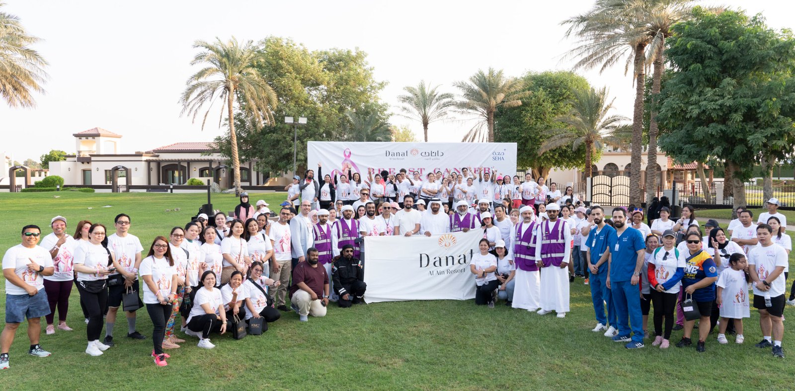 بمشاركة الشيخ سالم بن ركاض مسيرة للتوعية بسرطان الثدي في أكتوبر الوردي