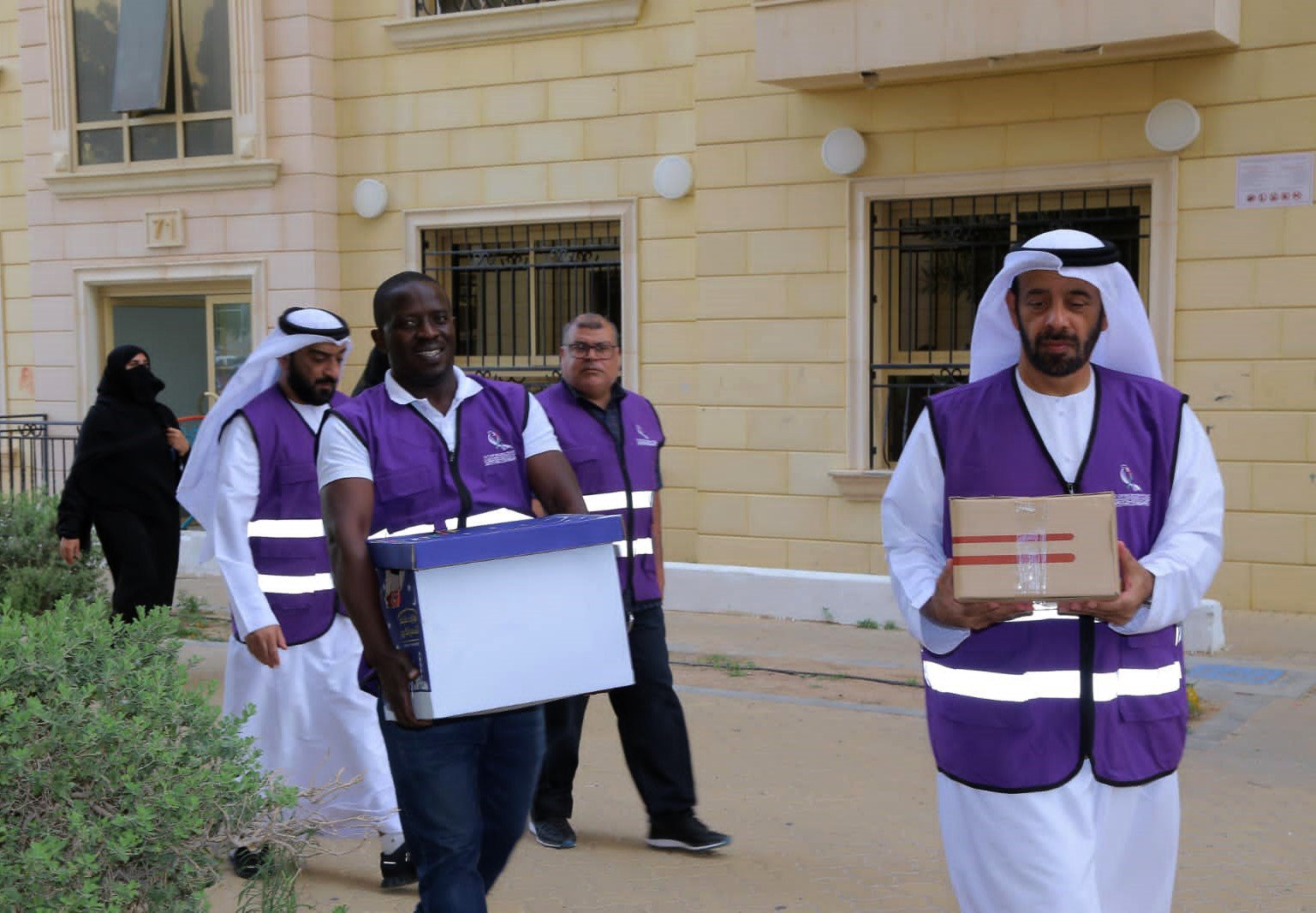 تعاون بين جمعية الإمارات للسرطان ووزارة لدعم المرضى